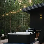 Шале Pinelle Blidinje A-frame House Risovac