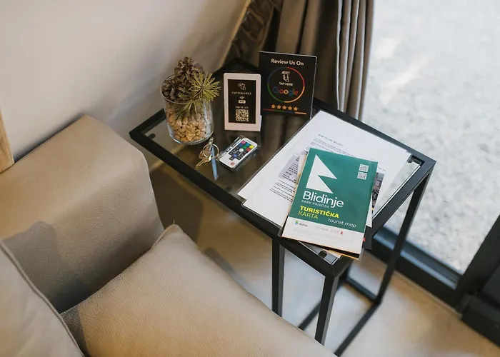 Pinelle Blidinje A-frame House בקתה Risovac